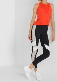 Reebok T-shirt till träning - orange