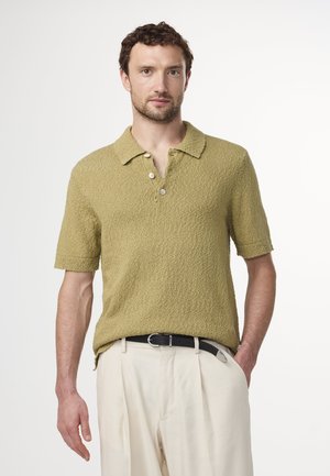 Polo - evergreen