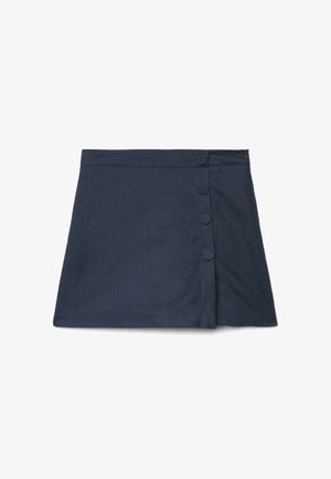 Mini-jupe bleu marine avec un devant style portefeuille, maintenue par quatre boutons recouverts du même tissu le long du côté droit.