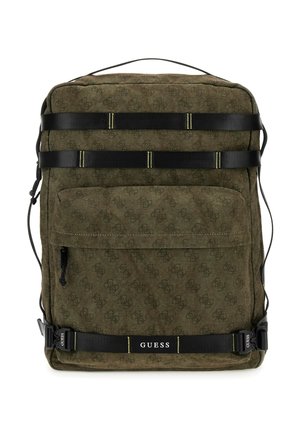 Khaki groene rugzak met een gestructureerd patroon, zwarte banden, een voorzak met rits en gemerkte hardware met gele accenten.