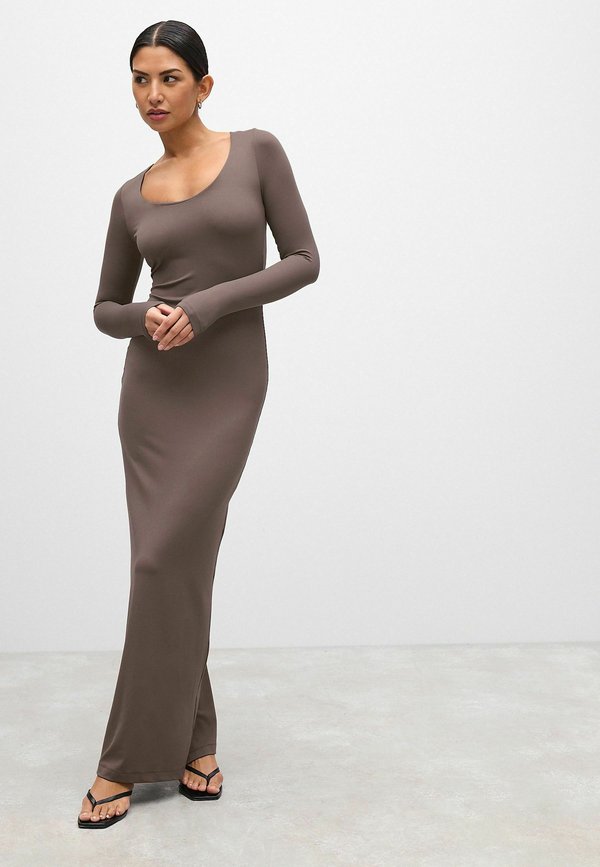 REGULAR FIT - SOFT TOUCH  - Maxikleid