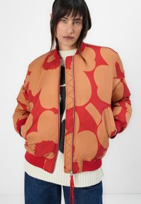 Marimekko BLOSSA - Bombertakki - red/brown