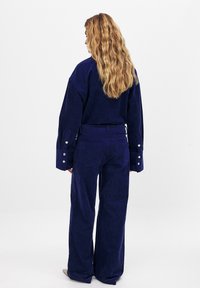 NA-KD WIDE LEG - Trousers - navy