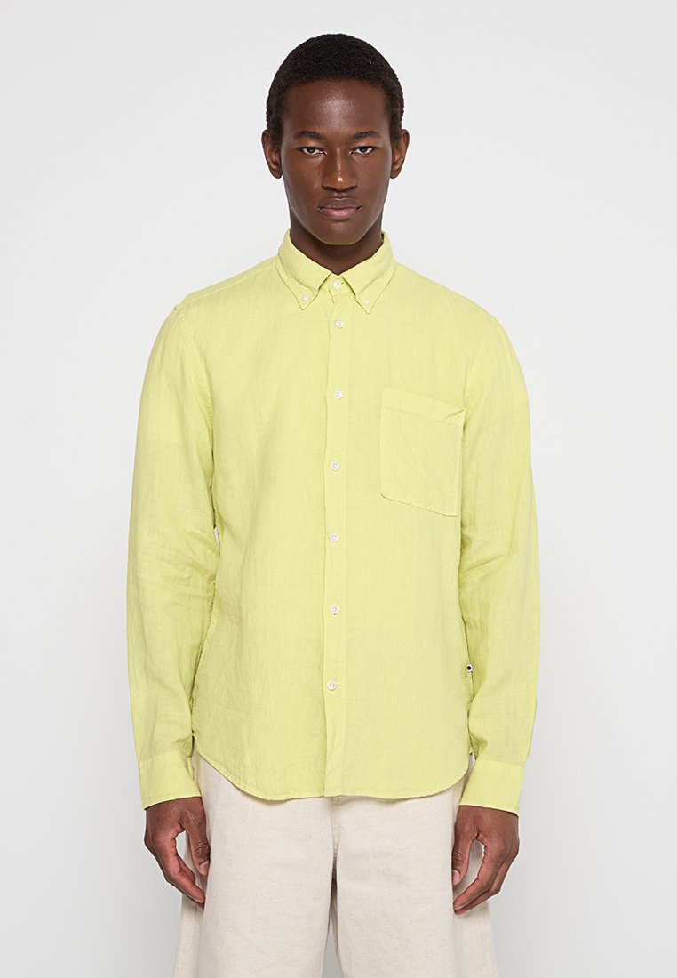 NN.07 Overhemd geel