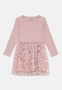 Ružičasta haljina za malu djecu s dugim rukavima, ribanom pleteninom na vrhu i suknjom od tila ukrašenom sjajnim uzorcima zlatnih mašni.