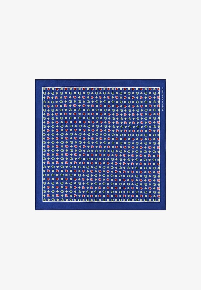 Granatowy kwadratowy jedwabny szalik z siatką małych czerwonych i zielonych wzorów kwiatowych, otoczony białymi detalami, zakończony logo w rogu.
