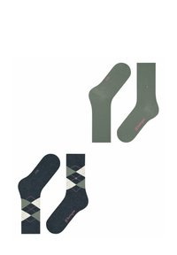 Dwie pary skarpet: jedna jednolita oliwkowa, a druga ciemnoniebieska w romby. Obie mają małe logo z boku.