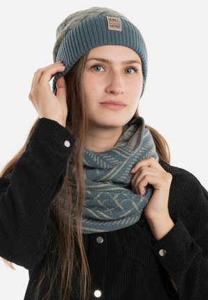 Knit Factory Muts - laurel urban green