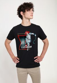 Marvel BLACK WIDOW  MOVIE WIDOW STUN - Camiseta estampada - black