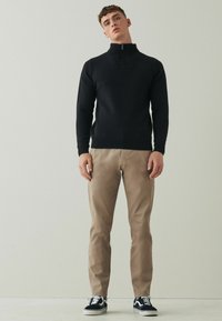 Next SLIM FIT - Chino hlače - sand