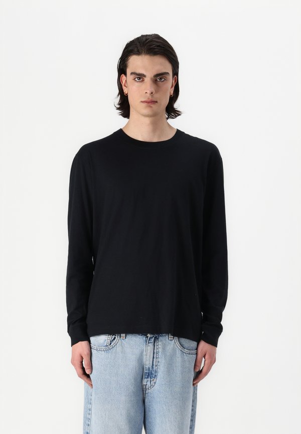 Long-Sleeve Cotton Crew T-Shirt - Long sleeved top