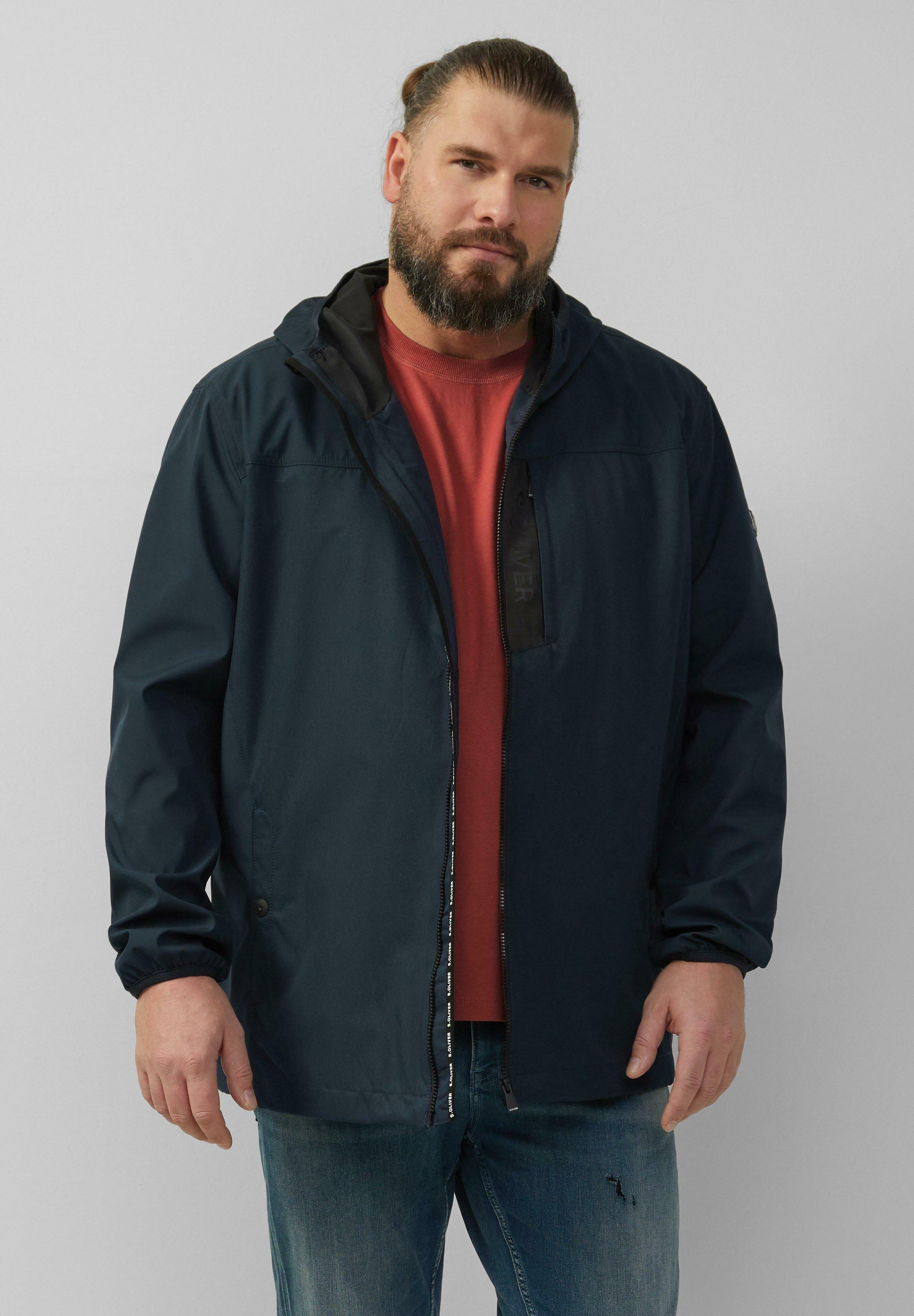 S.Oliver Outdoor Jacke – Regular Fit, Mit Stehkragen, Praktischen Taschen & Langen Ärmeln
