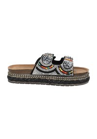 Schwarze Rutsch-Sandale mit verziertem Oberteil, das runde Muster in Silber, Orange und Grün aufweist, dicke strukturierte Sohle mit geflochtenem Zierband.