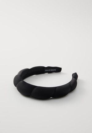 Hair styling accessory - black