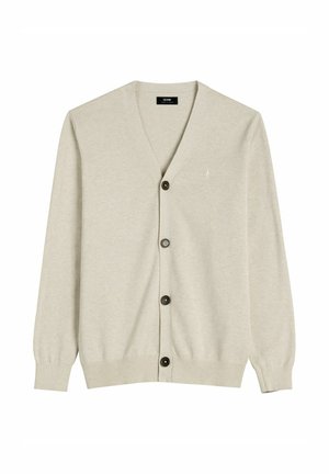 Beżowy sweter rozpinany z dekoltem w serek, długimi rękawami, czterema ciemnymi guzikami, ściągaczami na mankietach i dole oraz subtelnym haftowanym logo po lewej stronie klatki piersiowej.