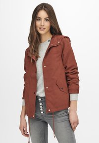 JDY JDYNEWHAZEL SHINE JACKET - Summer jacket - metallic red