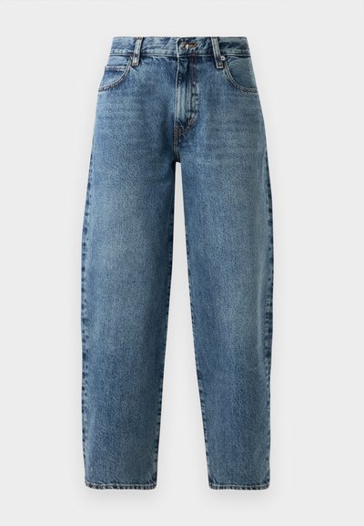 Heled sinise denimi teksad, otse jala disainiga, kõrge vöökoht ja minimalistlik õmblemine. Klassikaline viie taskuga stiil metallistdetailidega.