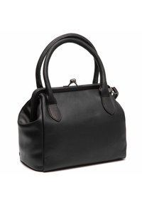 Nahkaista käsilaukkua mustana, rakenteellinen muotoilu pyöreillä yläkahvoilla, suljettuna klipsillä ja pienillä sivupinnoilla. Sileä rakenne.