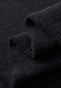 Pieces PCLULU SOLID LONG SCARF - Sjal - black