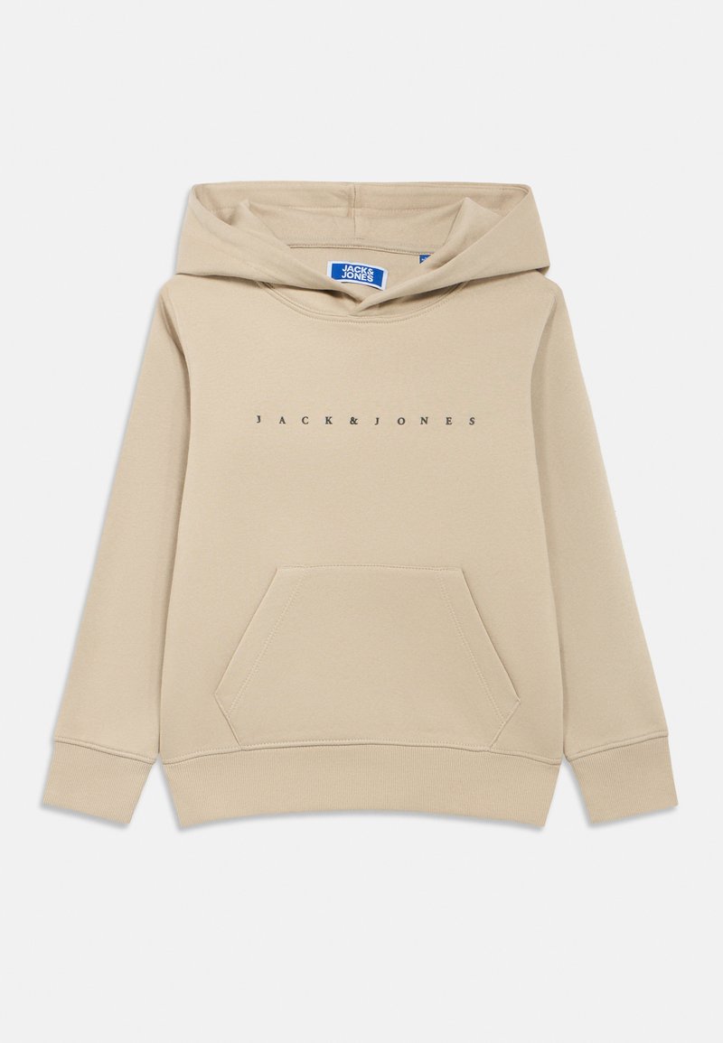 Beżowa bluza z kapturem wykonana z miękkiego materiału, z przednią kieszenią, mankietami na rękawach oraz nadrukowanym logo "JACK & JONES" w ciemnym kolorze.