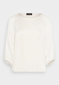 Weißes Top aus satinähnlichem Material mit rundem Ausschnitt, 3/4-langen Puffärmeln und gerafften Akzenten am Saum. Glatte Textur und einfaches Design.