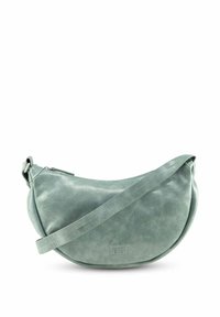 Borsa a tracolla in pelle verde chiaro dalla forma a mezzaluna, con una texture liscia e chiusura con zip. Include una tracolla rimovibile e dettaglio logo.