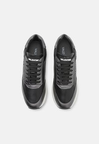 Valentino ESTIA - Sneakers laag - black/gunmetal