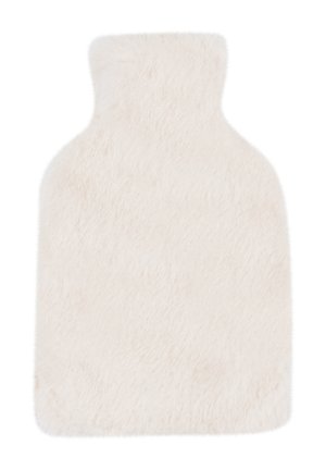 Copertura per bottiglia dell'acqua calda in pelliccia sintetica bianca, texture morbida, forma rettangolare con angoli arrotondati, caratterizzata da una superficie esterna liscia e senza hardware visibile.