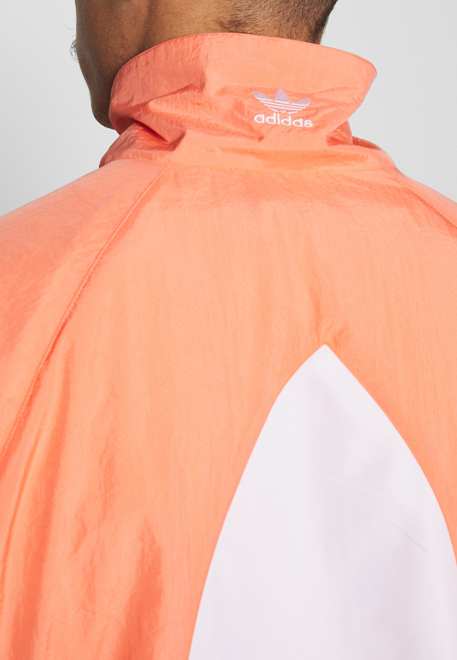 adidas Originals TREFOIL Leichte Jacke coral adidas Originals TREFOIL Leichte Jacke coral