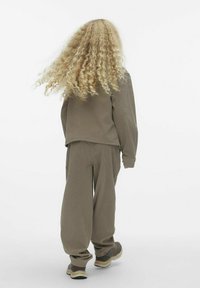 VERO MODA Girl VMKENYA D2 - Bluza z gumbi - laureloak