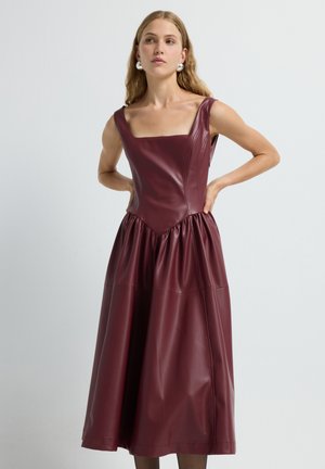 SLEEVELESS  - Freizeitkleid - bordeaux