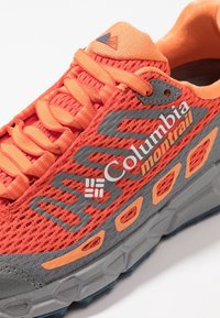 Columbia Běžecké boty do terénu - orange