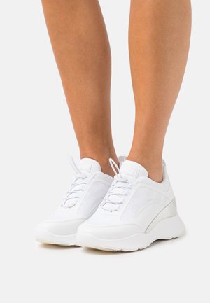 EMERIE - Sneakers basse - white