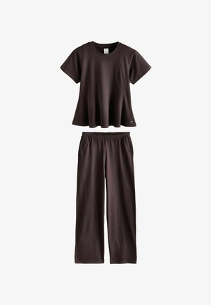 Next, REGULAR FIT - CINCHED WAIST PEPLUM SHORT SLEEVE PYJAMAS .SET - Pyžamová súprava - chocolate brown