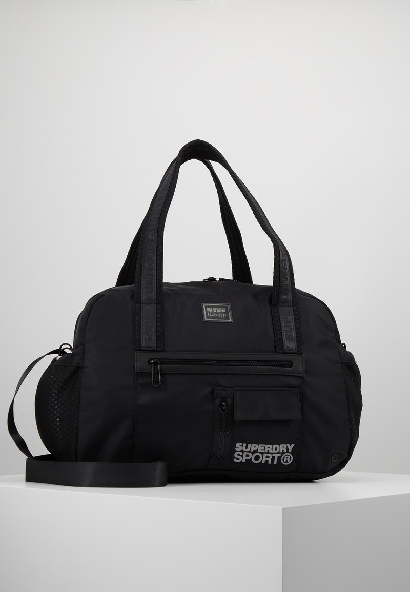 Superdry SPORTS DUFFLE BAG Sporttasche black/schwarz Zalando.de