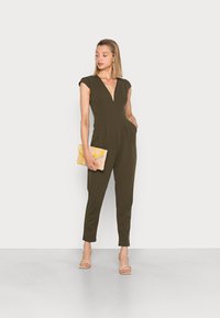 WAL G. SHORT SLEEVE JUMPSUIT - Macacão - khaki green