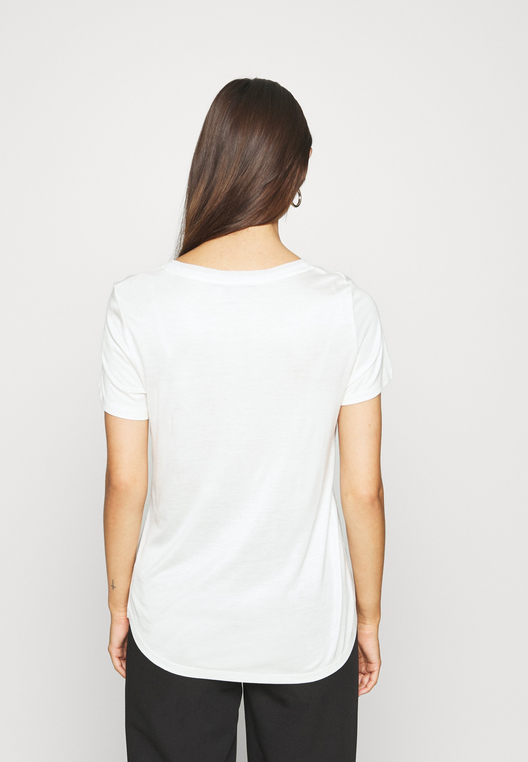 OFF-WHITE T-shirt Arrow Liquid Metal Black - zwart | Winkelstraat.nl