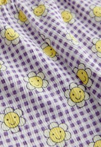 Unausgewählt, purple