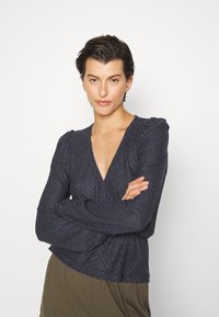 ONLY Tall ONLSTEFFIE - Blusa - night sky