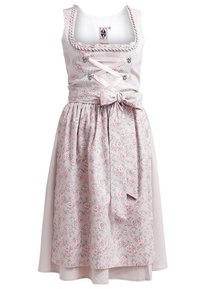 Robe sans manches rose pâle avec tablier floral, devant lacé, bordure de l'encolure tressée et nœud noué à la taille.