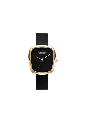 Schwarze Uhr mit einem goldfarbenen, abgerundeten quadratischen Gehäuse, schwarzem Lederband und minimalistischem Zifferblatt mit Stunden-, Minuten- und Sekundenzeigern, Marke Copenhagen Studios.