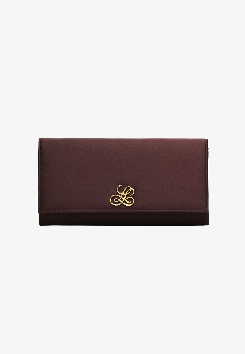 Portefeuille rectangulaire marron foncé avec une texture lisse et un petit monogramme décoratif doré sur le rabat avant.