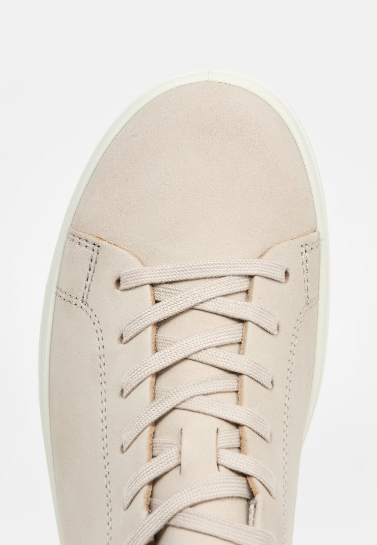 Sneaker low