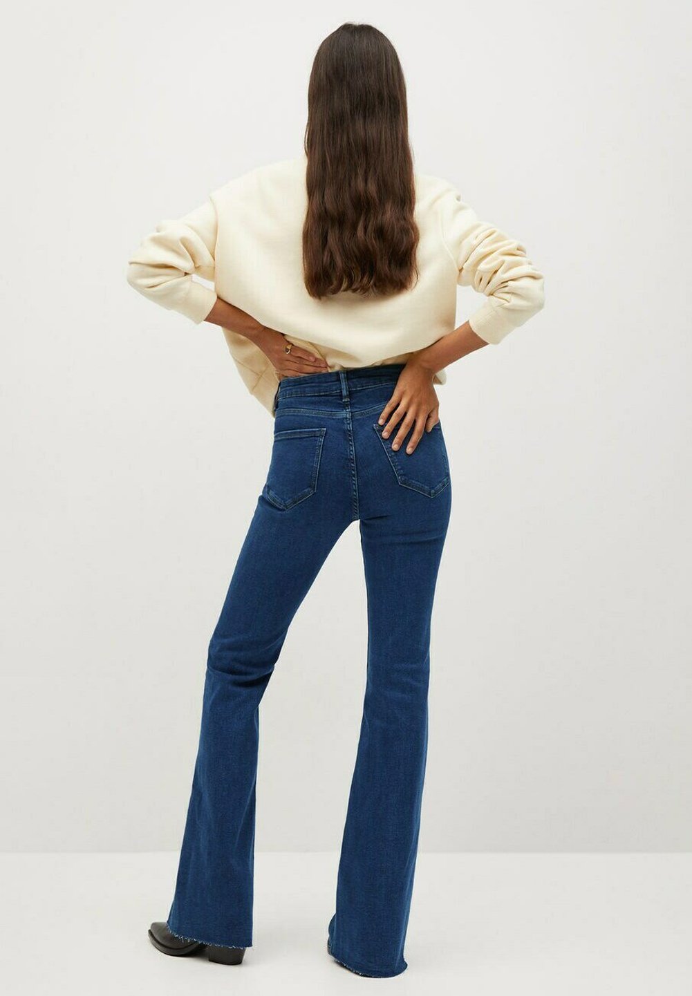 Mango FLARE - Vaqueros a campana - donkerblauw/azul marino - Zalando.es