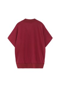 Top bordeaux a maniche corte con vestibilità comoda, colletto a costine e cintura elastica, realizzato in tessuto morbido con una texture liscia.