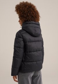 WE Fashion Zimska jakna - black