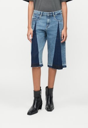 Τζιν σορτς - mid blue