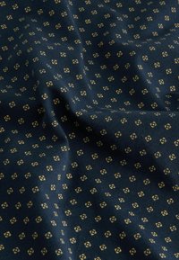 Next THREE PACK - Pólóing - white black navy blue geo print