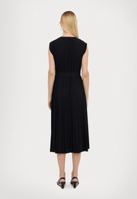 Max Mara Leisure KISS - Vestido de dia - nero