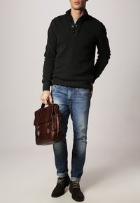 Barbour ESSENTIAL PATCH JUMPER - Trui - grey